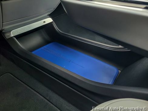 Certified 2024 Cadillac Lyriq Sport w/ LPO, Floor Liner Package AWD/4WD image 29