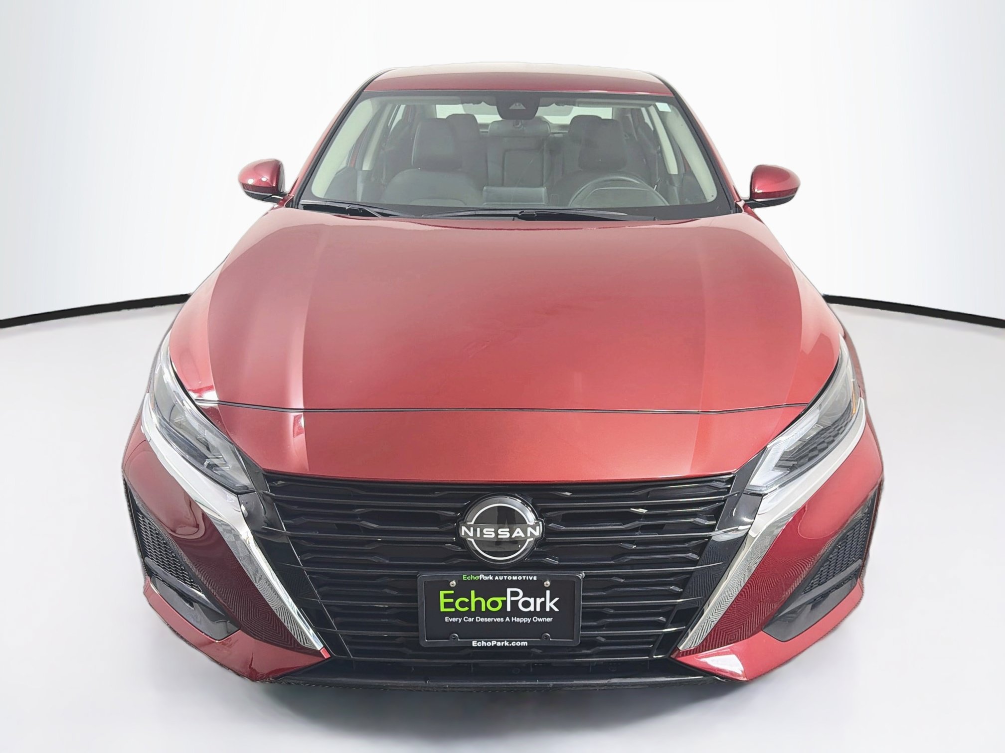 Used 2023 Nissan Altima 2.5 SV FWD image 2
