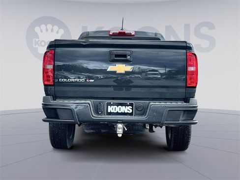 Used 2018 Chevrolet Colorado Z71 w/ LPO, Premium Interior Package image 5