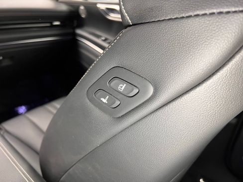Used 2021 Genesis GV80 2.5T RWD image 29