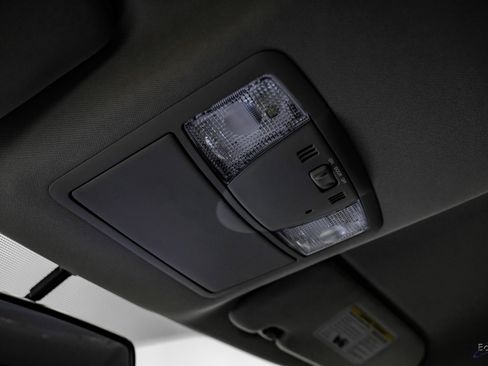 Used 2013 Nissan GT-R Premium image 39