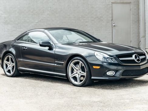 Used 2011 Mercedes-Benz SL 550 image 34