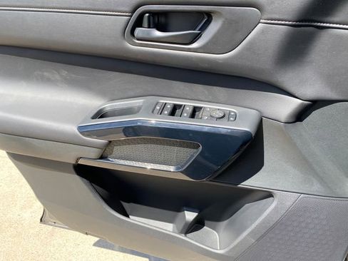 New 2026 Nissan Pathfinder SV AWD/4WD image 14