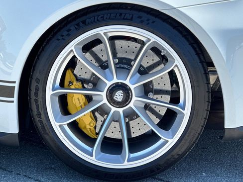 Used 2016 Porsche 911 R RWD image 41