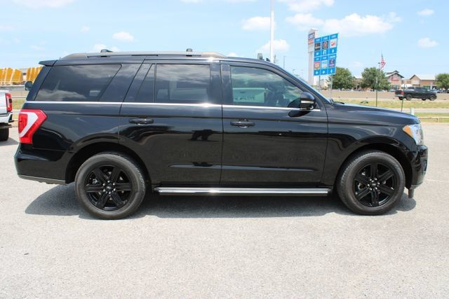Used 2021 Ford Expedition XLT RWD image 4