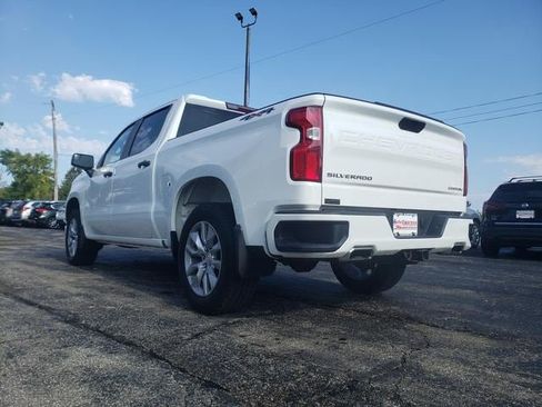 Used 2020 Chevrolet Silverado 1500 Custom w/ Custom Value Package AWD/4WD image 5