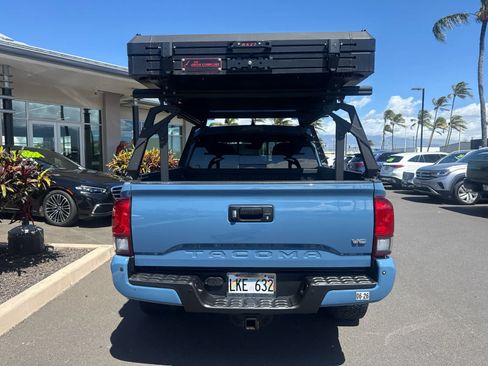 Used 2019 Toyota Tacoma TRD Off-Road AWD/4WD image 5