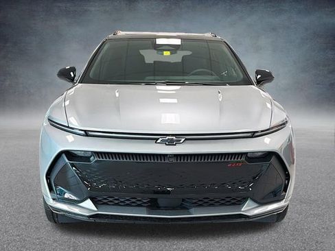 New 2026 Chevrolet Equinox EV RS AWD/4WD image 3