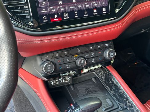 Used 2022 Dodge Durango SRT w/ Premium Interior Group AWD/4WD image 41