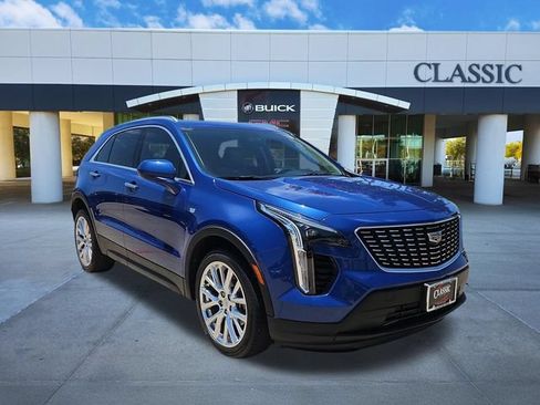 Used 2023 Cadillac XT4 Luxury w/ Cold Weather Package FWD image 1