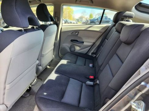 Used 2010 Honda Insight EX image 16