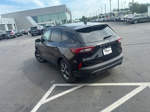 Used 2025 Ford Escape ST-Line Select AWD/4WD image 7