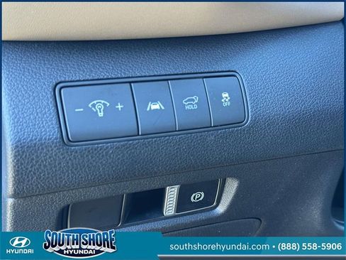 Certified 2023 Hyundai Santa Fe SEL image 21