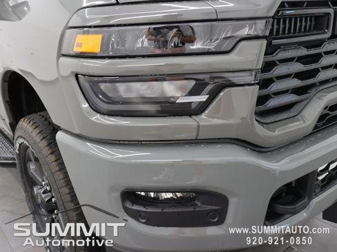 New 2026 RAM 2500 Big Horn AWD/4WD image 23