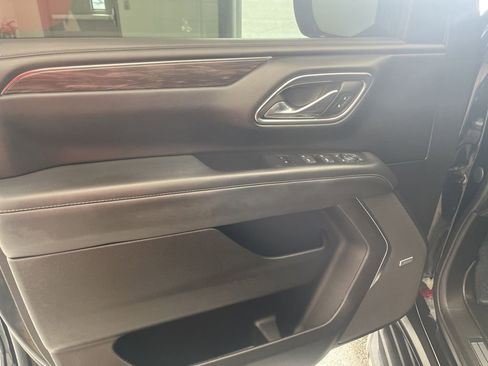 Used 2023 Chevrolet Tahoe LT w/ Luxury Package image 12