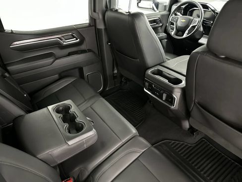 Used 2023 Chevrolet Silverado 1500 LTZ w/ LTZ Convenience Package II AWD/4WD image 27