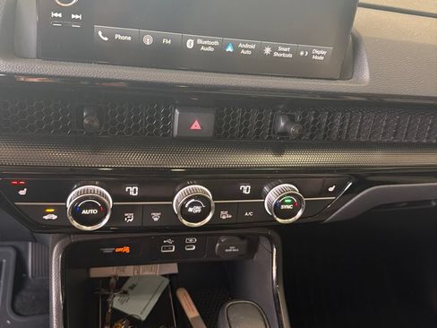 Used 2023 Honda CR-V EX-L image 7