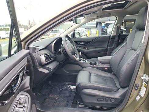 Used 2025 Subaru Outback Touring XT w/ Popular Package #2 image 11