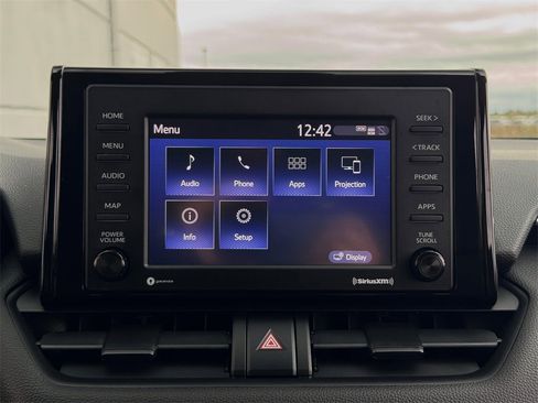 Certified 2021 Toyota RAV4 LE image 18