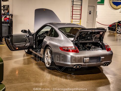 Used 2005 Porsche 911 Carrera S RWD image 43