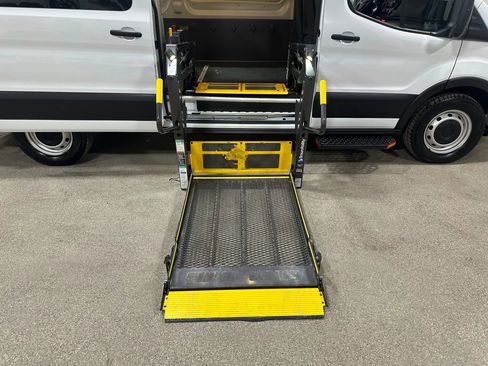 Used 2020 Ford Transit 150 Medium Roof image 43