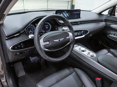Certified 2023 Genesis GV70 2.5T w/ Select Package AWD/4WD image 2