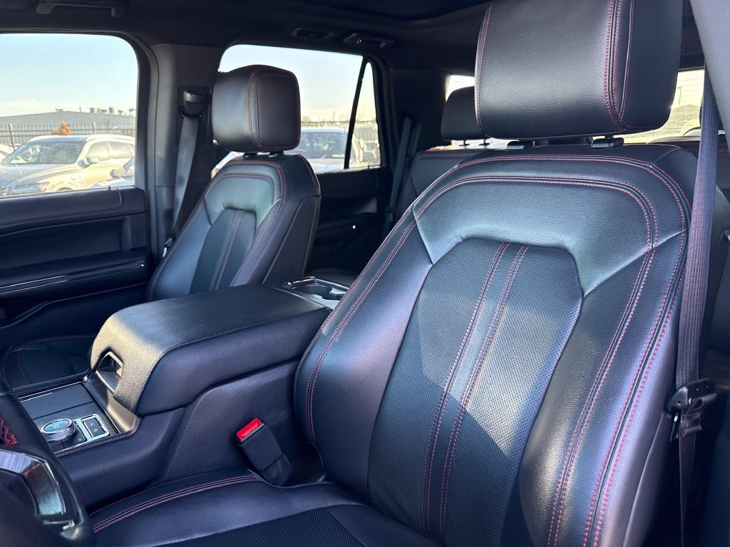 Used 2023 Ford Expedition Limited AWD/4WD image 17