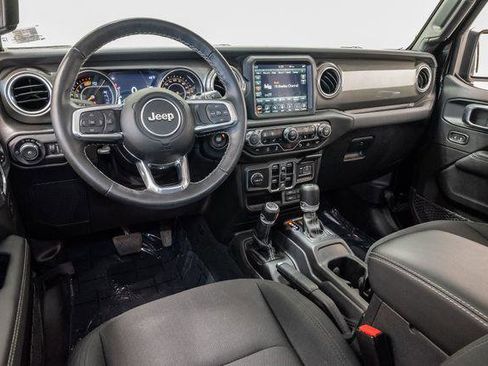 Certified 2022 Jeep Wrangler Unlimited Sahara w/ Cold Weather Group AWD/4WD image 7