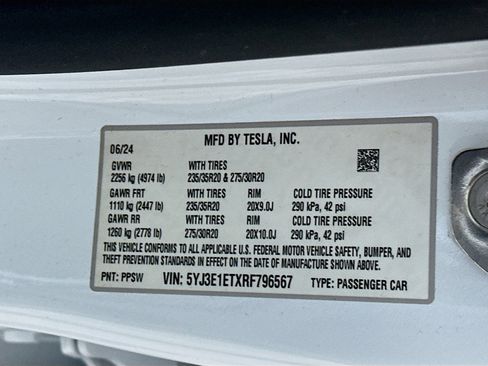 Used 2024 Tesla Model 3 Performance AWD/4WD image 12