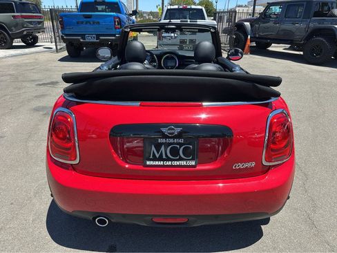 Used 2019 MINI Cooper Convertible image 12