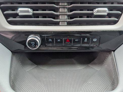 New 2026 Ford Explorer Active image 25