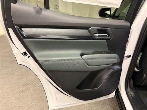 New 2026 GMC Terrain AT4 AWD/4WD image 28