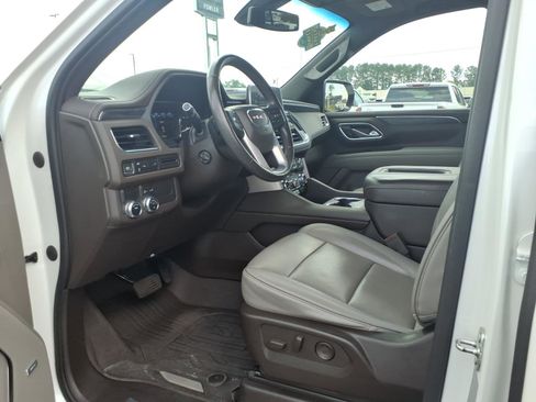 Used 2021 GMC Yukon SLT w/ SLT Premium Package RWD image 21