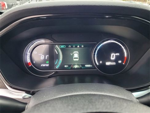 Used 2022 Kia Niro EX Premium image 21
