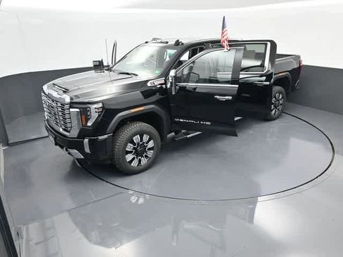 New 2025 GMC Sierra 2500 Denali w/ Denali Reserve Package image 94