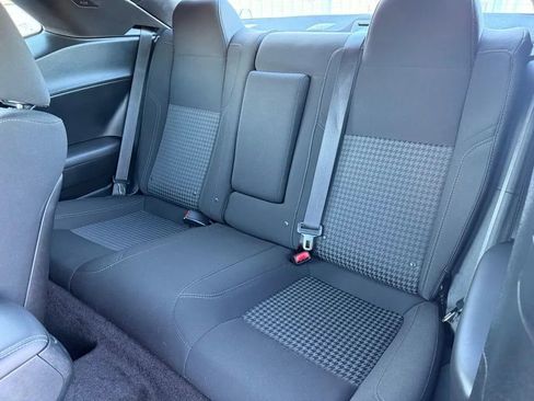 Used 2016 Dodge Challenger R/T w/ Driver Convenience Group image 42