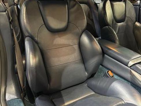 Used 2004 Aston Martin Vanquish RWD image 28