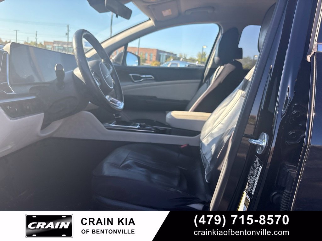 Used 2024 Kia Sportage EX FWD image 13