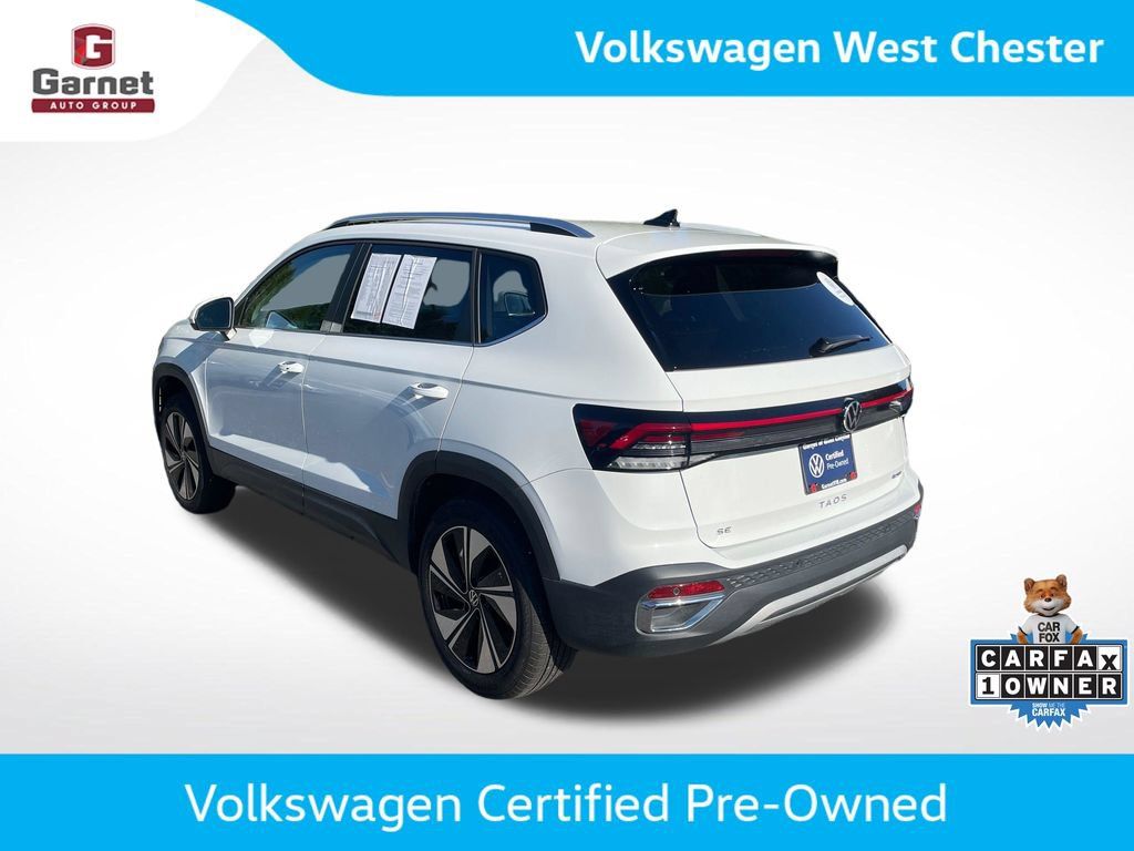Certified 2025 Volkswagen Taos SE AWD/4WD image 3