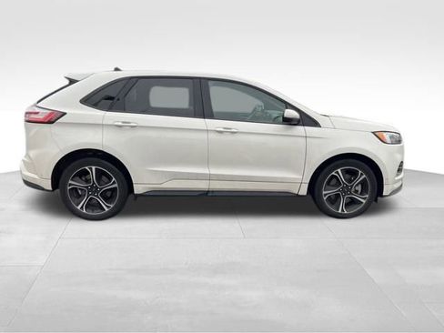 Used 2022 Ford Edge ST w/ Equipment Group 401A image 8