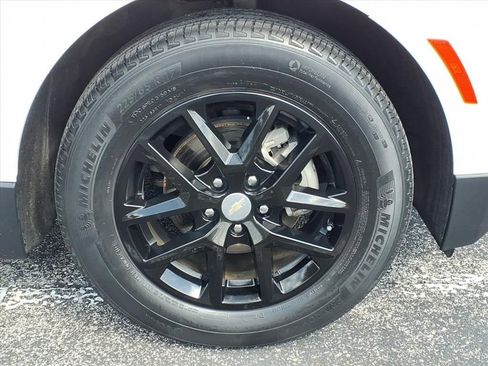 Used 2022 Chevrolet Equinox LS w/ LS Convenience Package FWD image 15