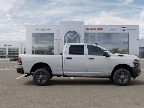 New 2026 RAM 2500 Tradesman AWD/4WD image 21