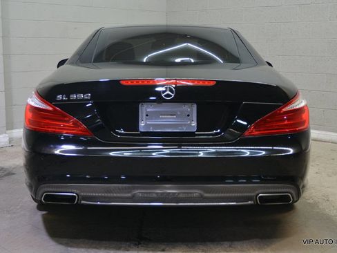 Used 2013 Mercedes-Benz SL 550 image 8