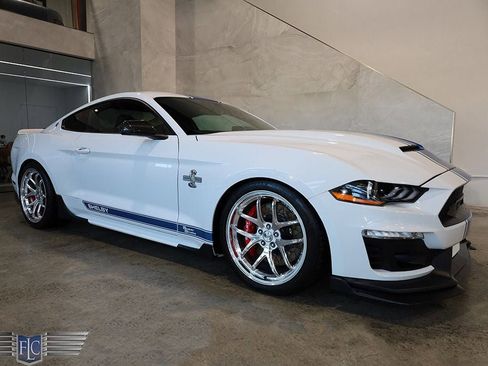 Used 2019 Ford Mustang GT Premium w/ GT Performance Package image 18