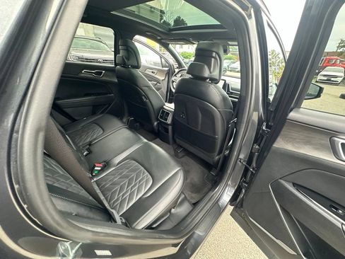 Used 2024 Kia Sportage X-Line w/ X-Line Premium Package AWD/4WD image 31