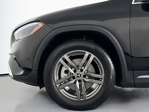 Certified 2025 Mercedes-Benz GLA 250 image 10