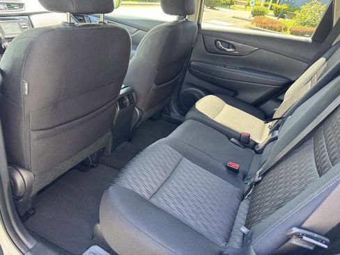 Used 2017 Nissan Rogue S w/ S Family Package AWD/4WD image 18