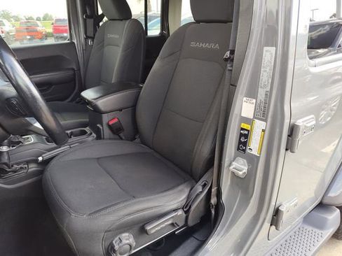 Used 2021 Jeep Wrangler Unlimited Sahara image 18