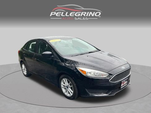 Used 2018 Ford Focus SE FWD image 9