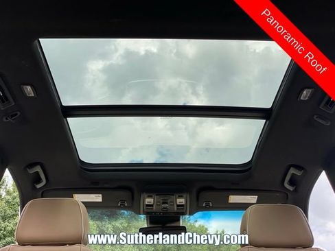 Used 2023 Chevrolet Tahoe Premier AWD/4WD image 53